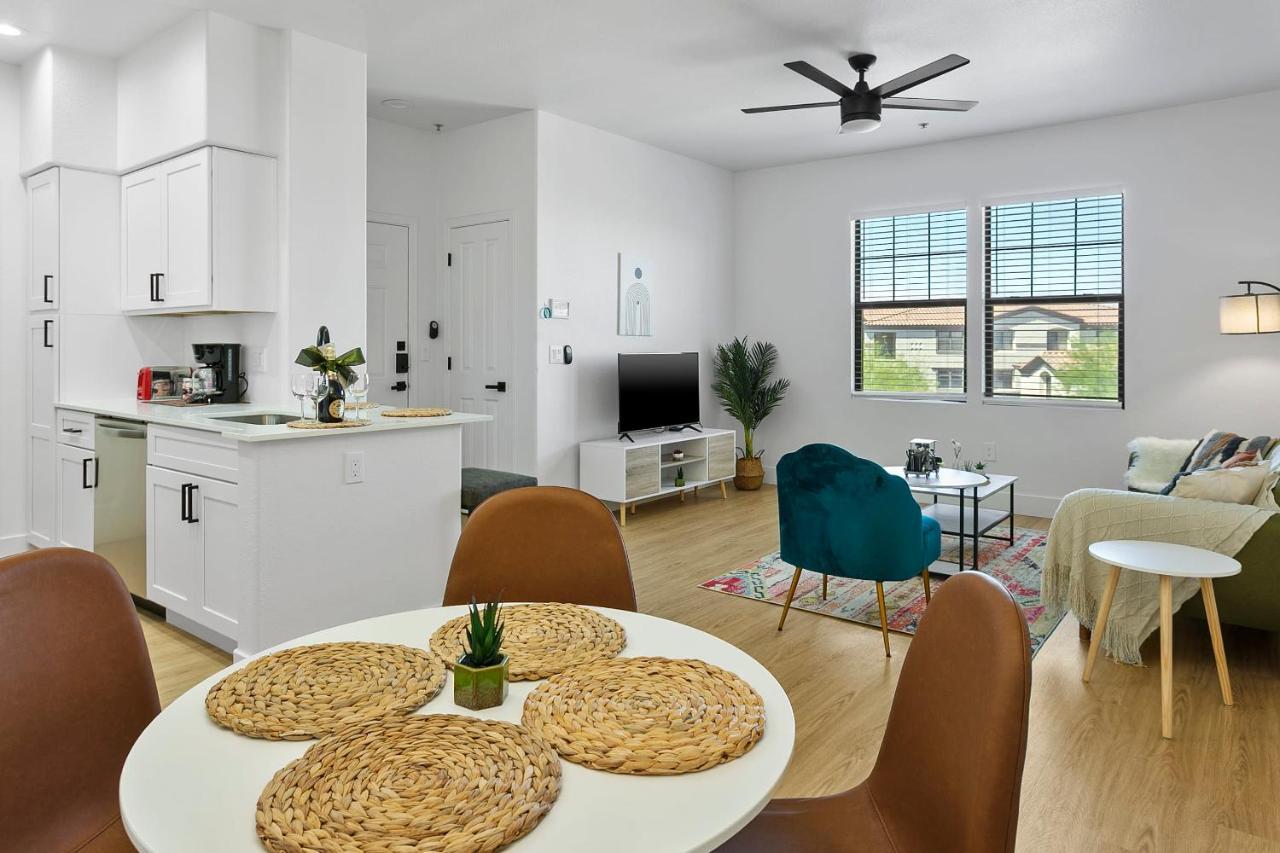 Cozysuites Glendale By The Stadium With Pool 05 Buitenkant foto
